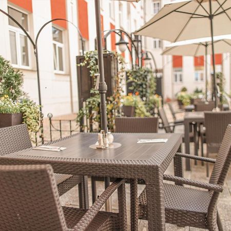 Hotel Meteor Plaza Praha Bagian luar foto